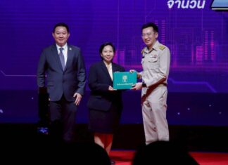 นวัตกรรมกลุ่มจุลินทรีย์ “BioD I วว.” ย่อยสลายตอซังและฟางข้าวอย่างยั่งยืน คว้ารางวัลชมเชย
