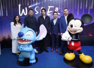 Wisher: Where Miracles Happen สัมผัส Stitch ไซส์ยักษ์สูง 7 เมตร