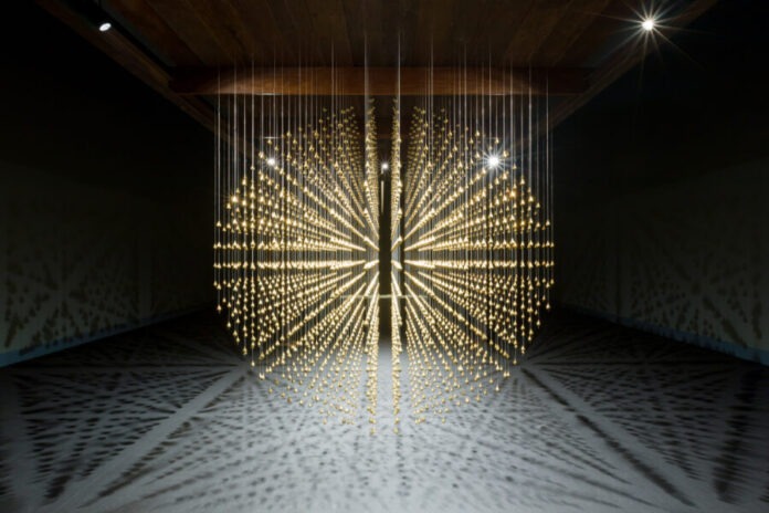 MOCA_GoldenTeardrop2025_7